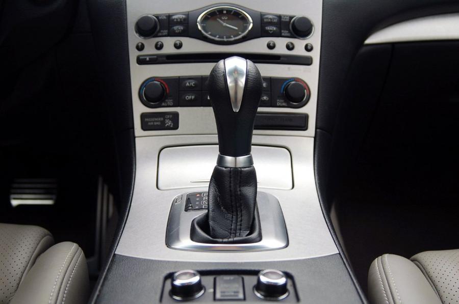 Infiniti G37x S Sedan 2009 года  (фото 15 из 44)